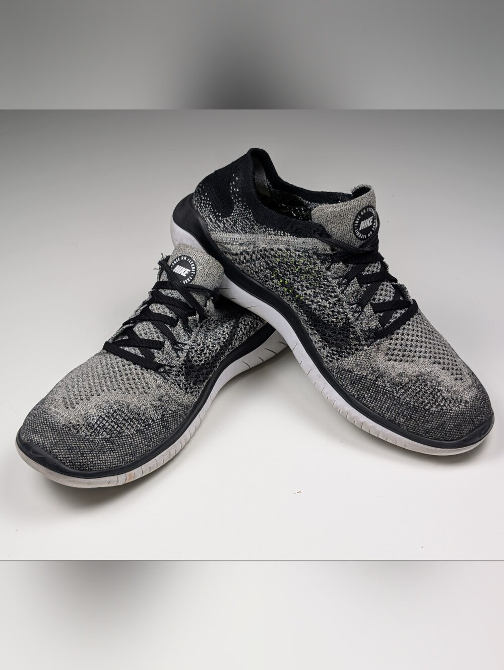 Nike Free RN Flyknit 2018 Size 11 Oreo Running Shoes Black Grey Mens 942838-101